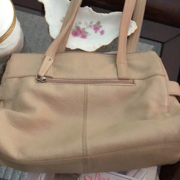 Stone Mountain 🏔️ Bone colored Leather vintage purse. Very good condition.🤩 - Picture 10 of 12